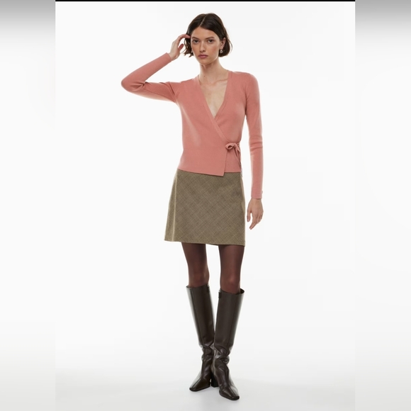Aritzia Wilfred Vivian Wrap Stretch Sweater Cardigan Size 2XS conch pink - Picture 5 of 11